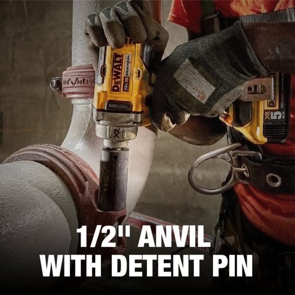 DEWALT Kit de llave de impacto inalámbrica con yunque de pasador de retención - Image 3